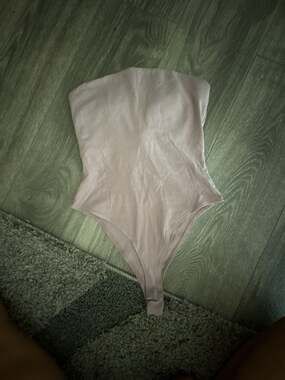 Milk + Honey Strapless Thong Bodysuit in Pale Pink
